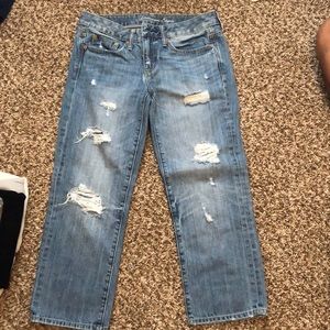 American Eagle jean capris!